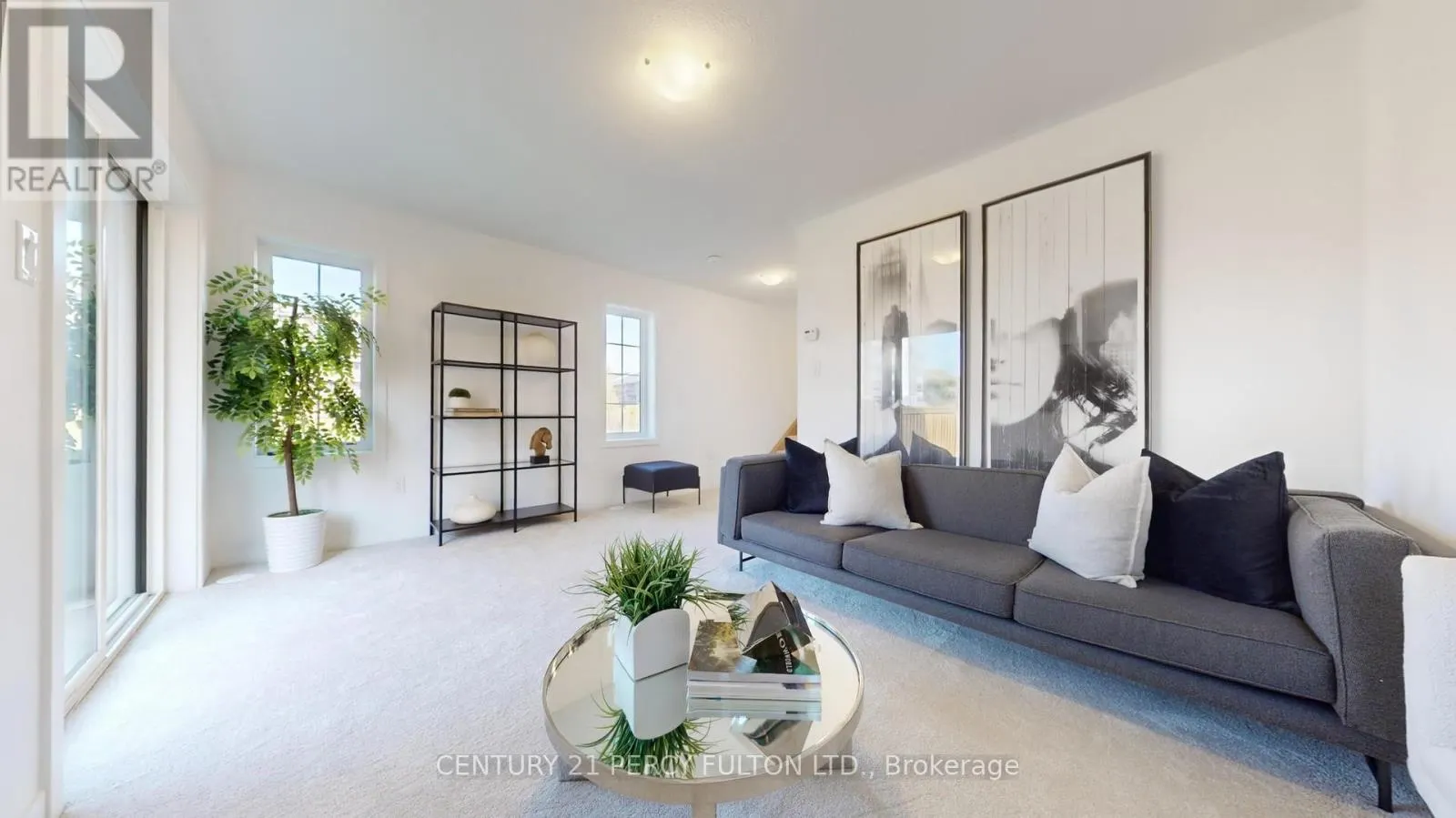 31 SELFRIDGE WAY