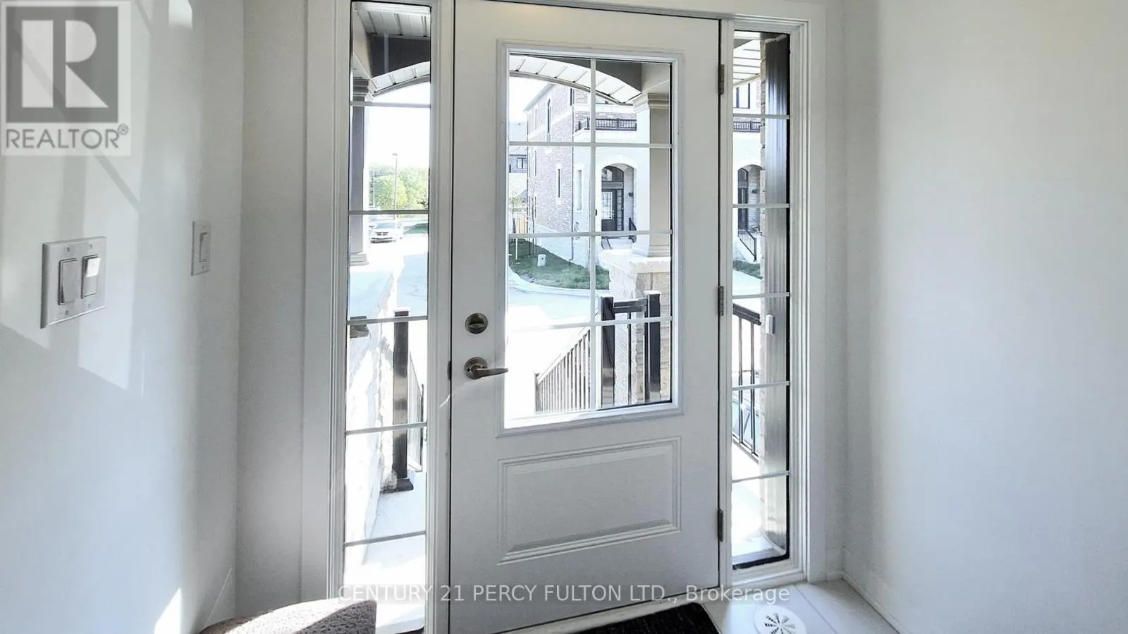 31 SELFRIDGE WAY