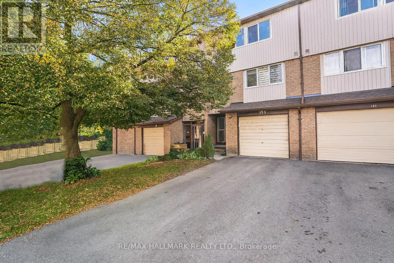 19 - 195 TRUDELLE STREET