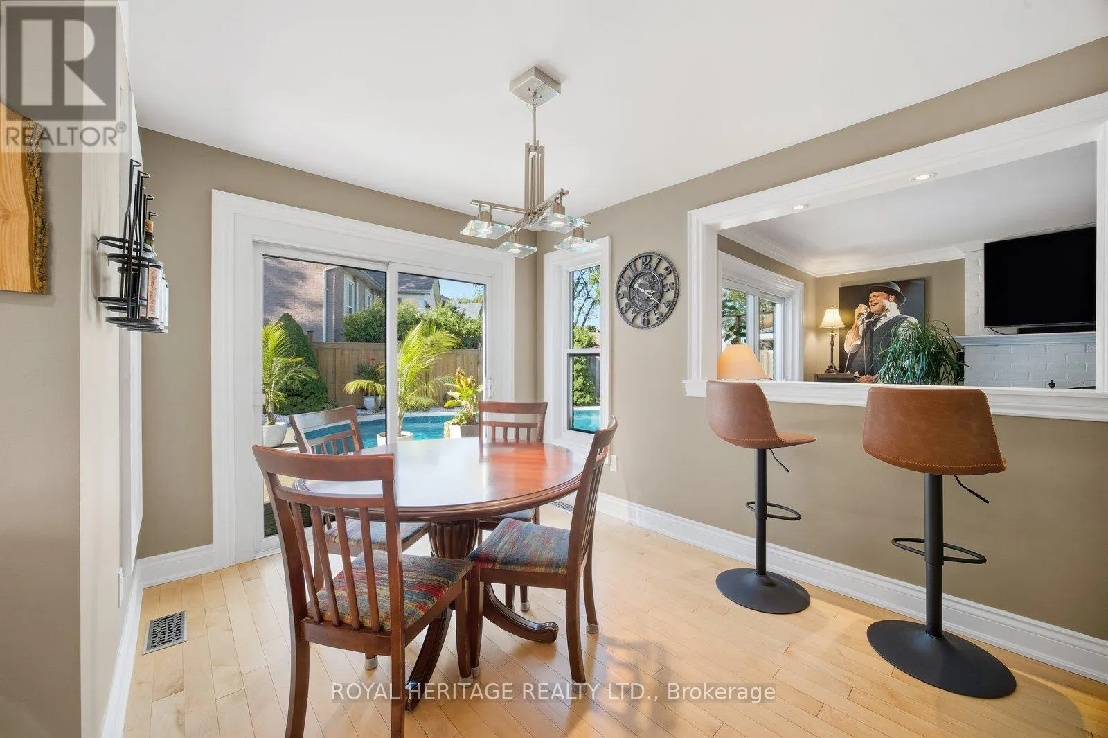 498 PRESTWICK DRIVE
