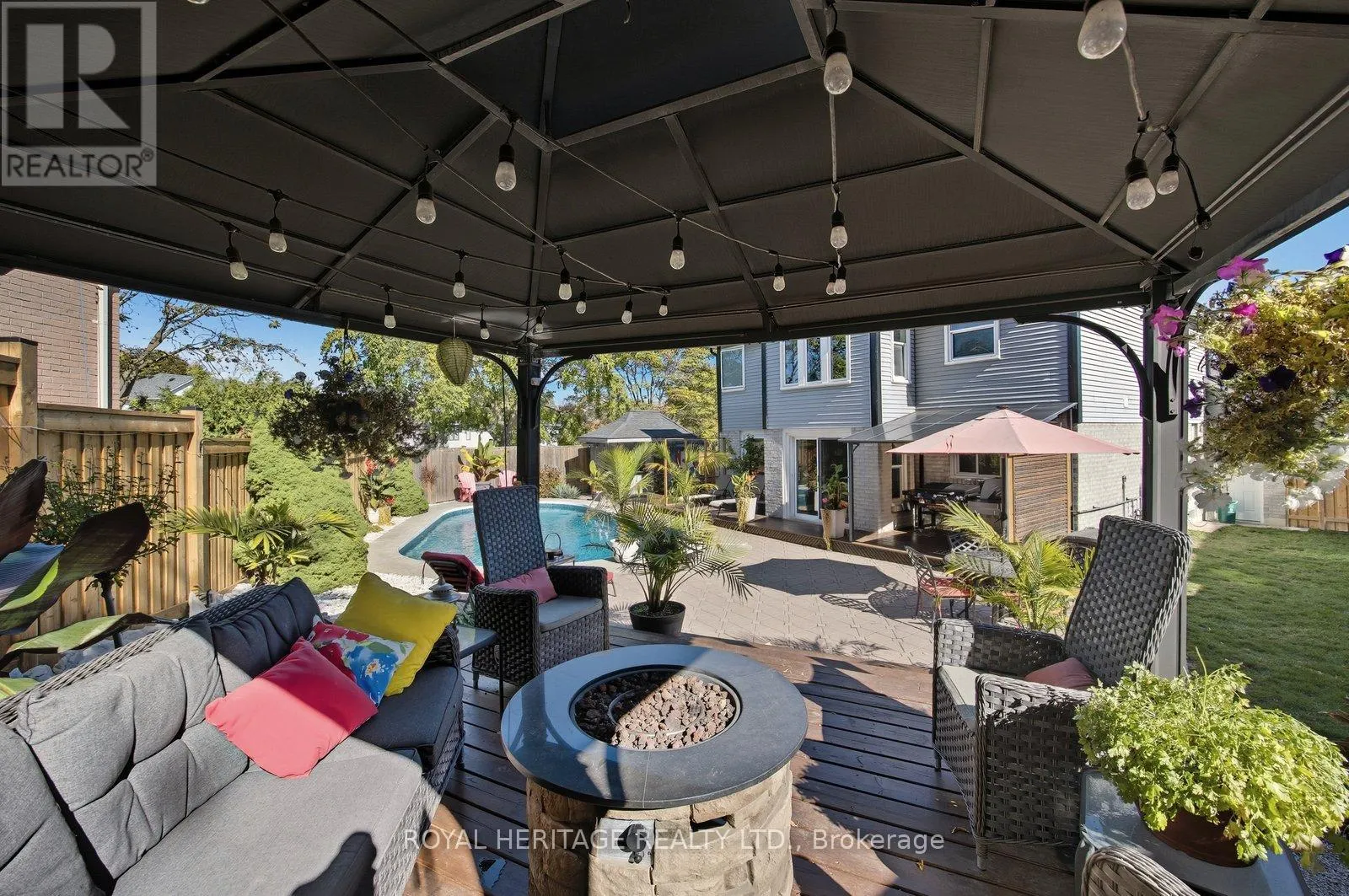 498 PRESTWICK DRIVE