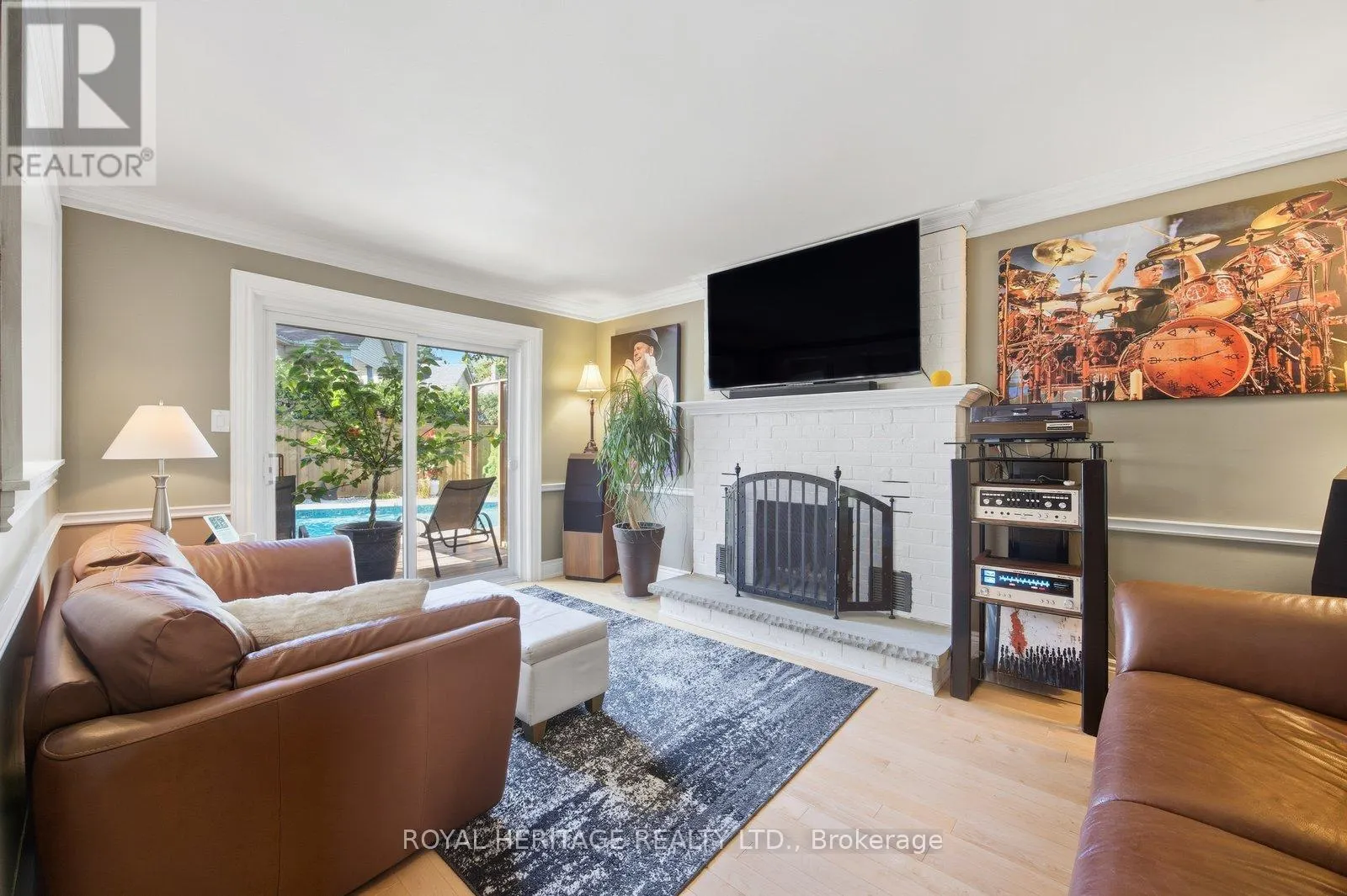 498 PRESTWICK DRIVE
