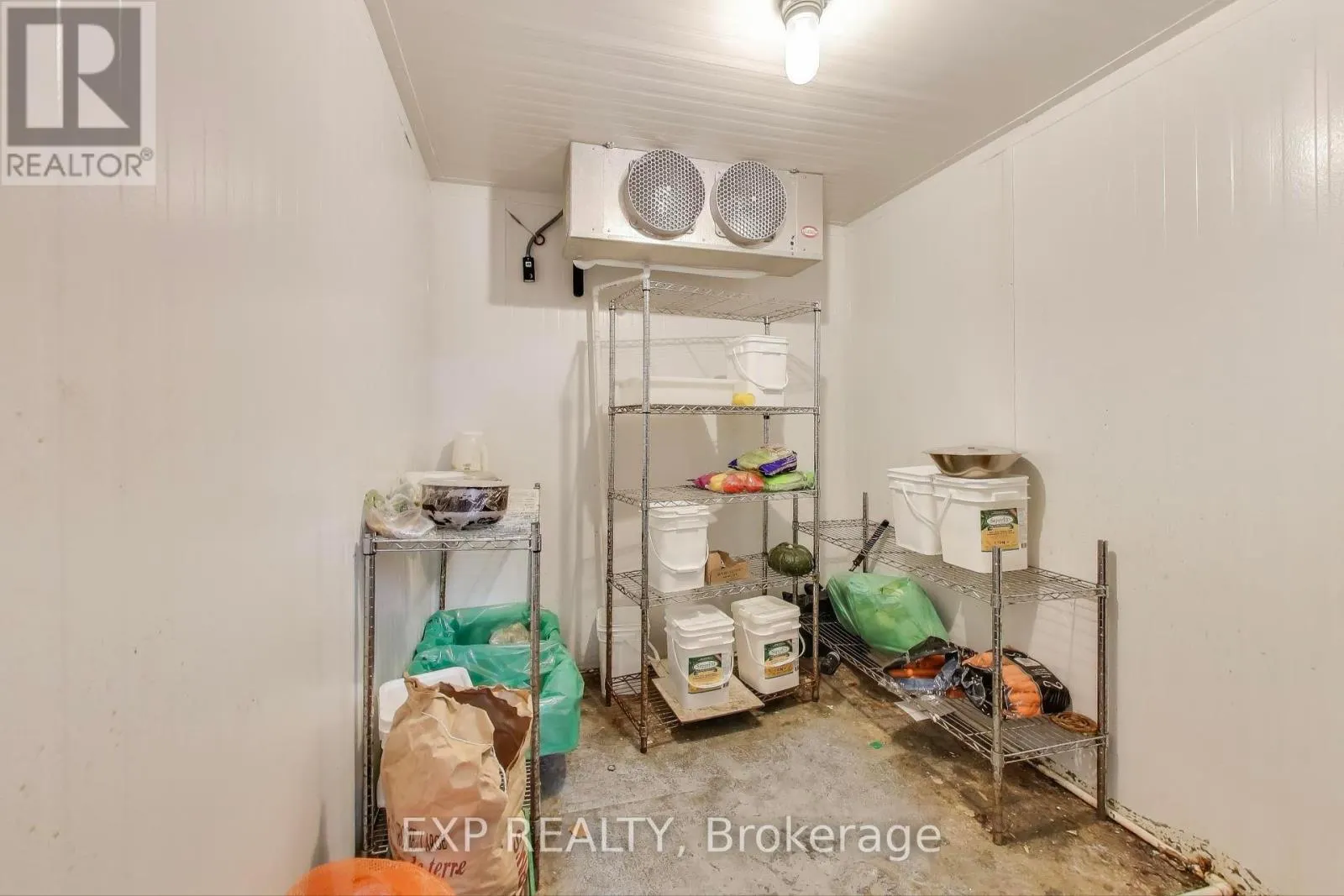 UNIT #4A - 3220 KINGSTON ROAD