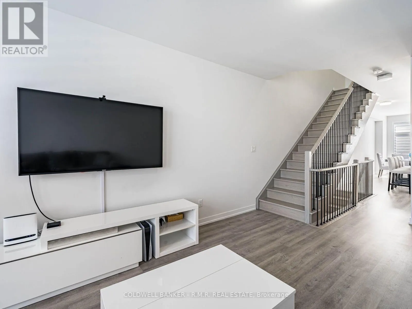 136 BROCKLEY DRIVE
