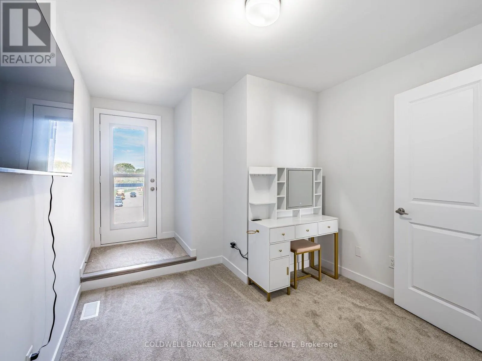 136 BROCKLEY DRIVE