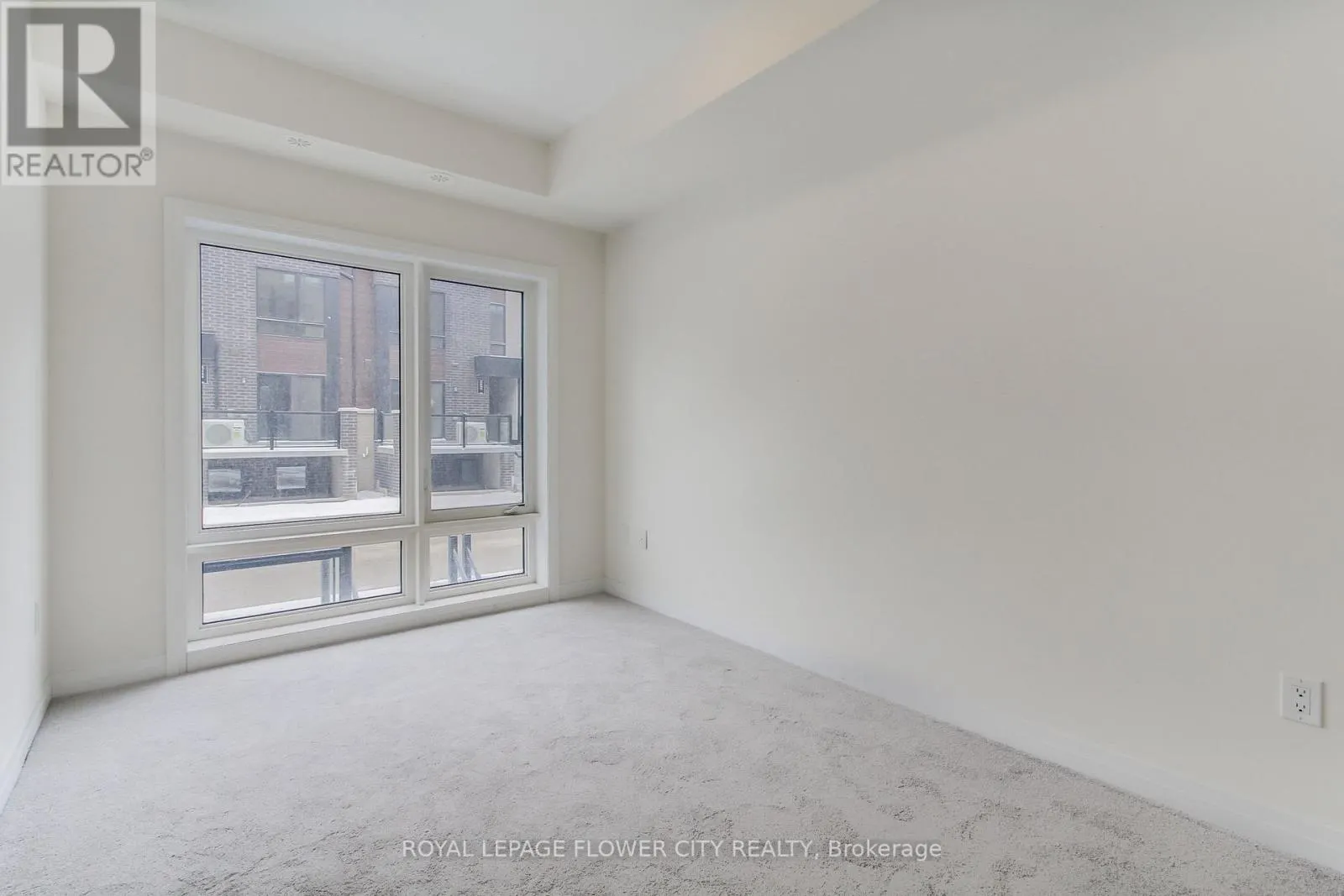 14 - 245 MCLEVIN AVENUE