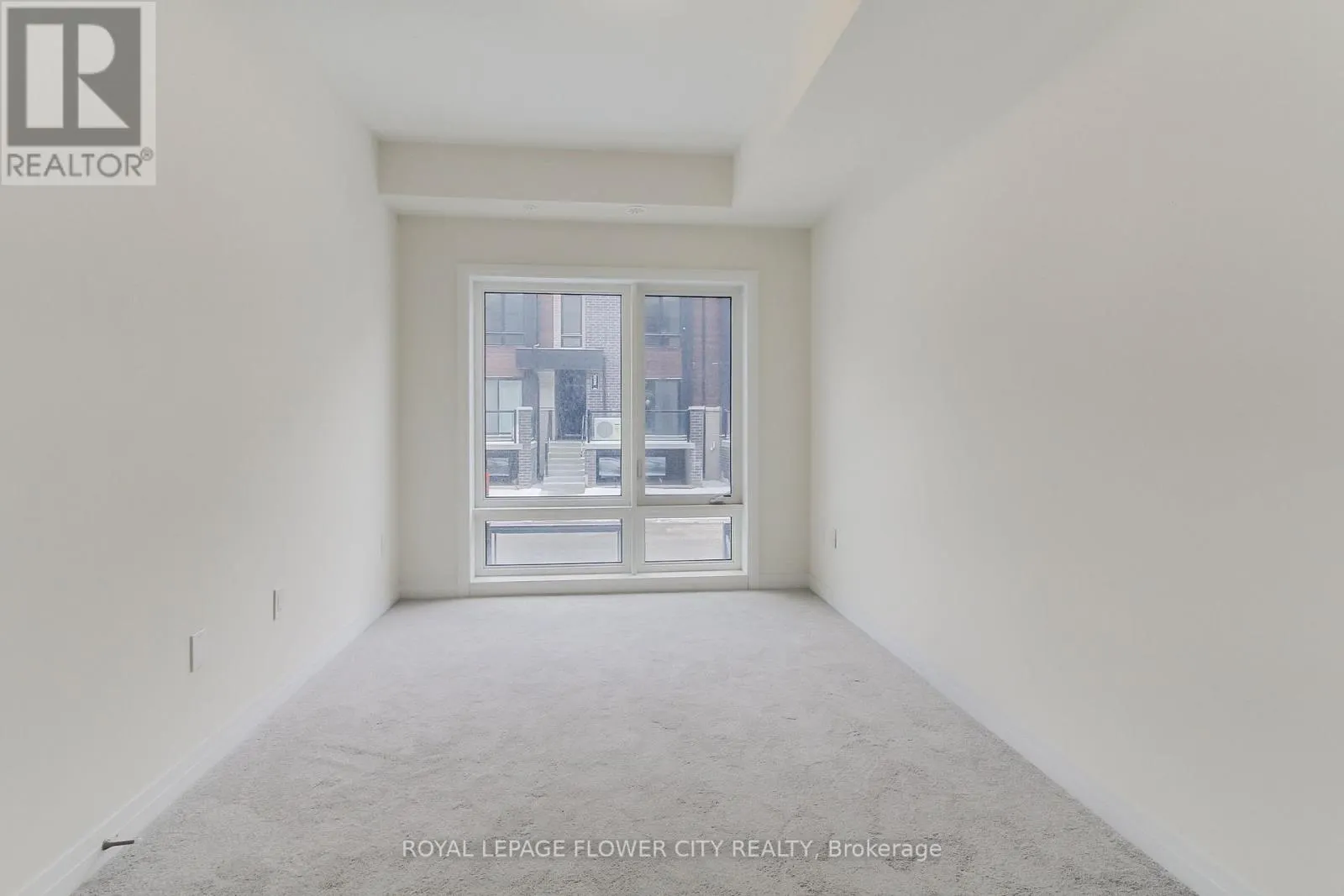 14 - 245 MCLEVIN AVENUE