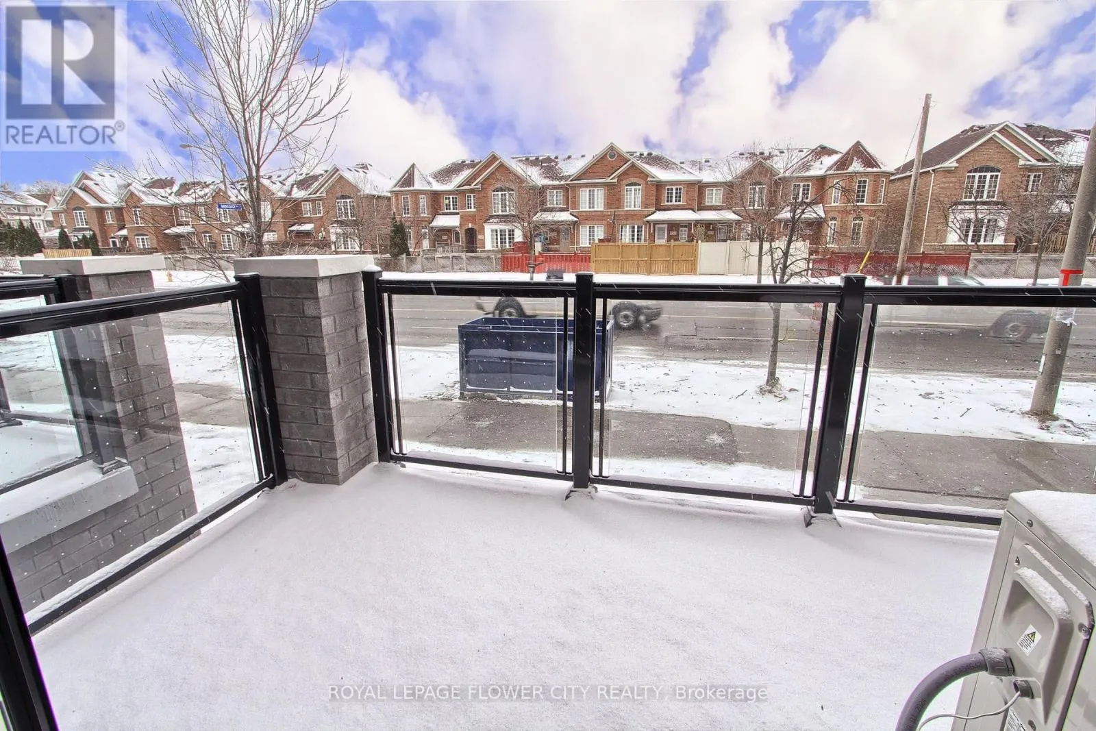 14 - 245 MCLEVIN AVENUE