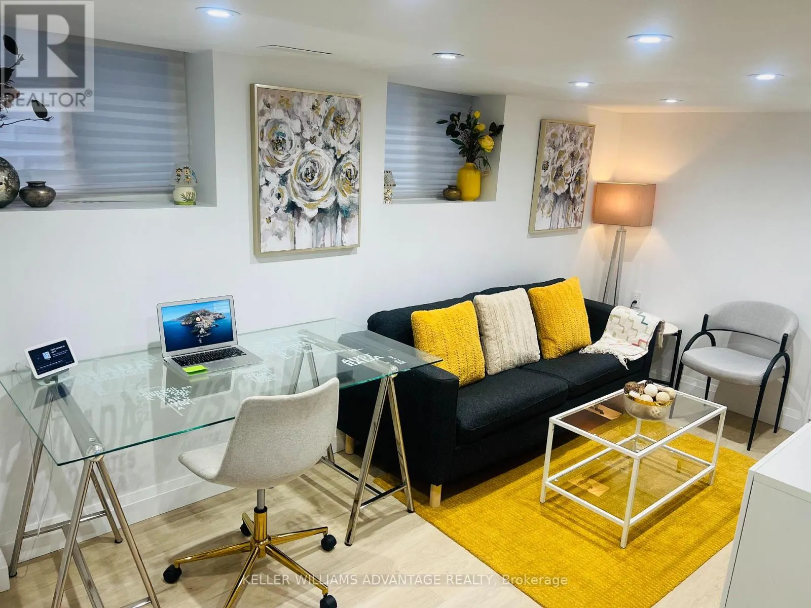 UNIT B - 12 KIMBERLEY AVENUE W