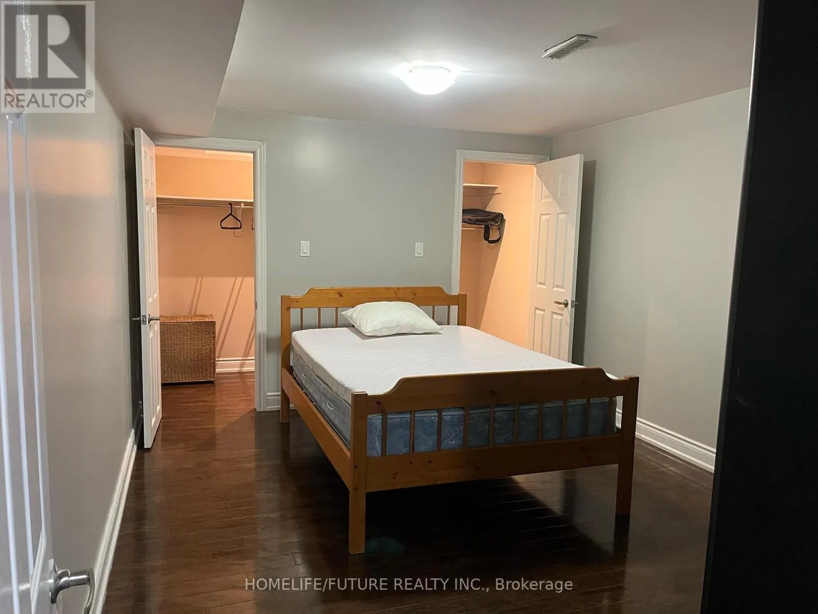 BSMT - 69 STYLES CRESCENT