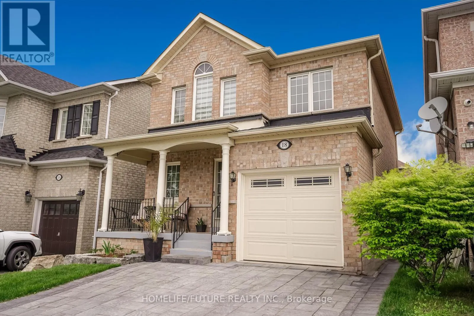 18 MANSBRIDGE CRESCENT