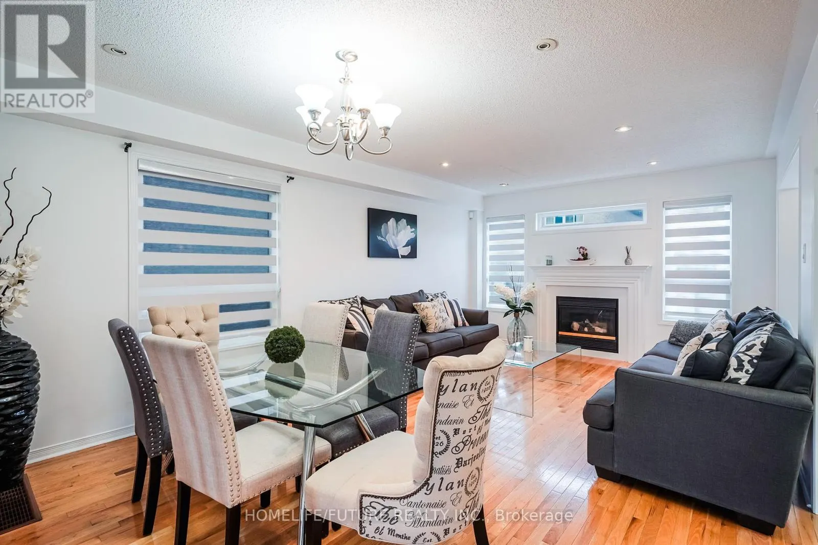 18 MANSBRIDGE CRESCENT