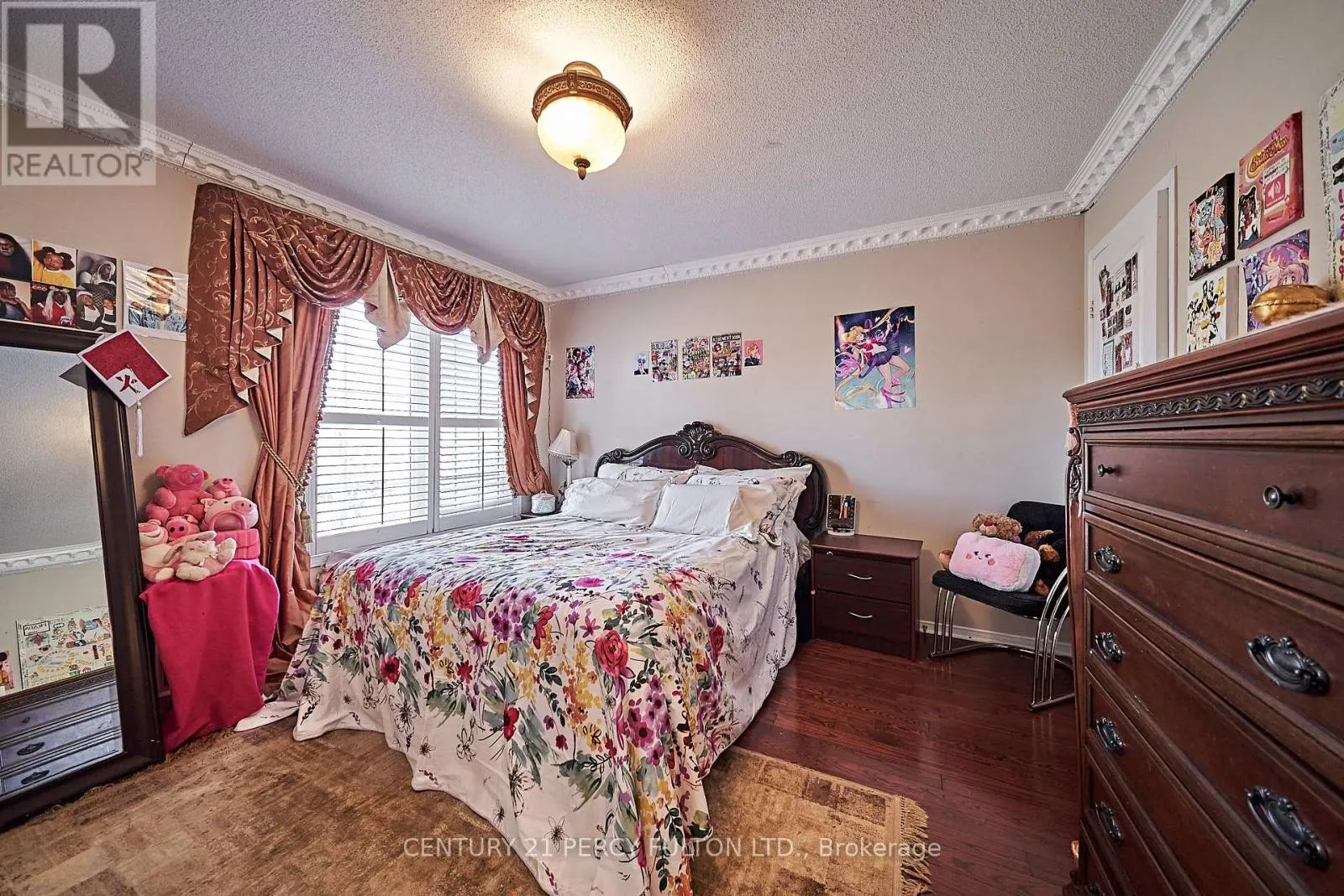 47 VINEYARD AVENUE