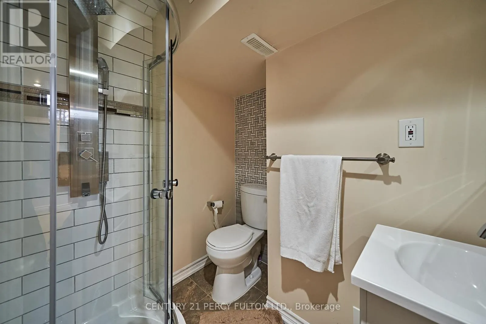 47 VINEYARD AVENUE