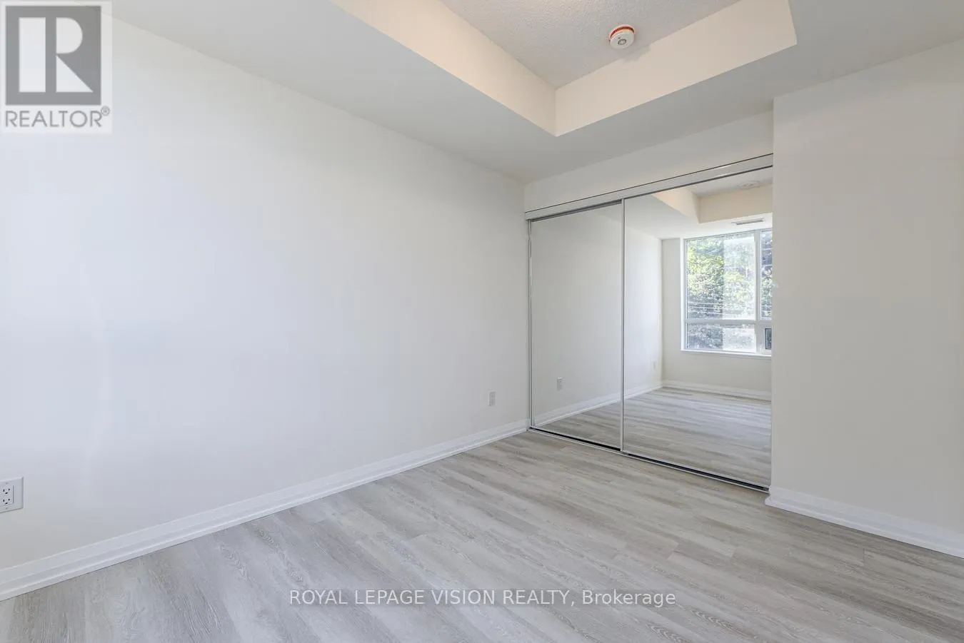 322 - 3270 SHEPPARD AVENUE E