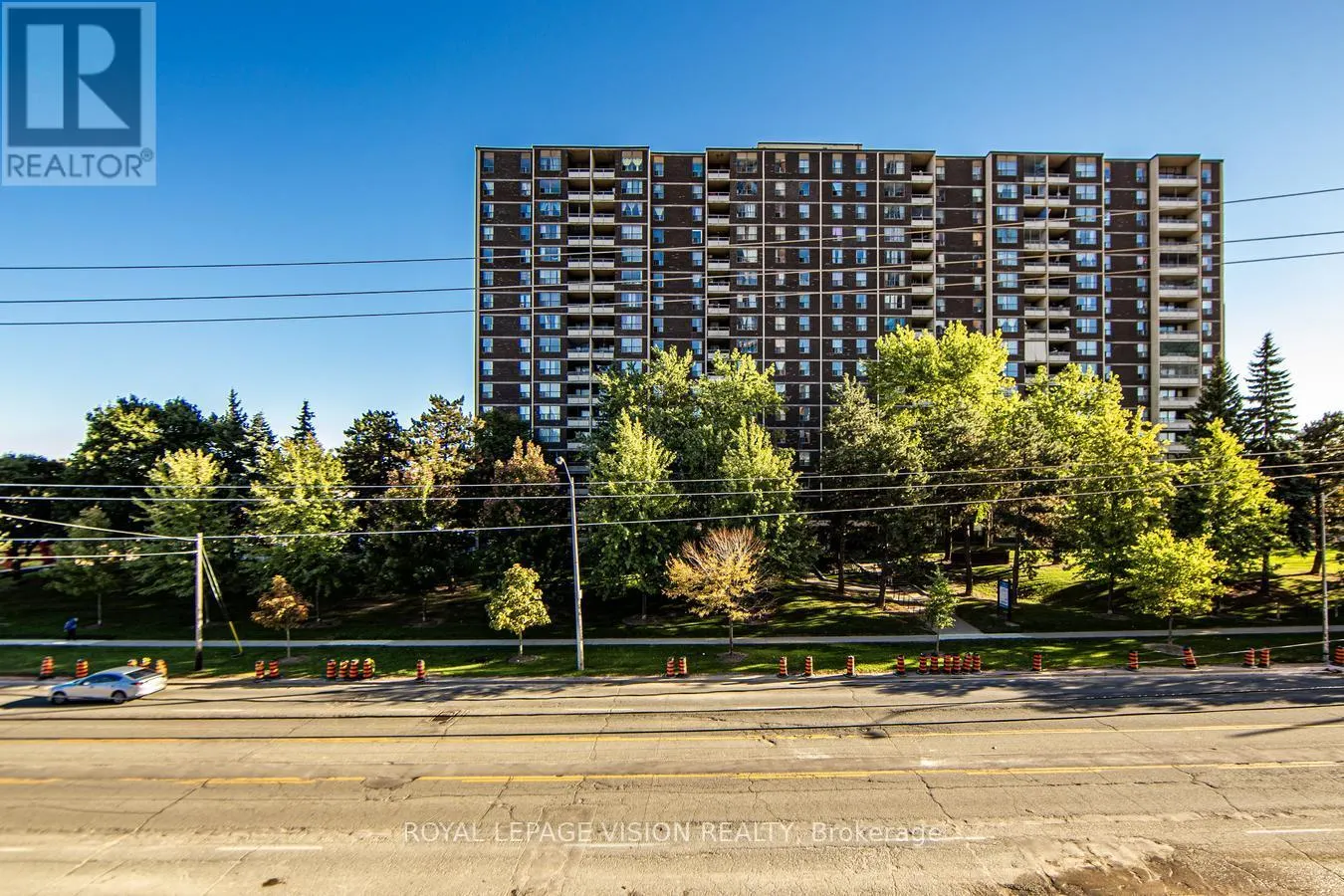 322 - 3270 SHEPPARD AVENUE E