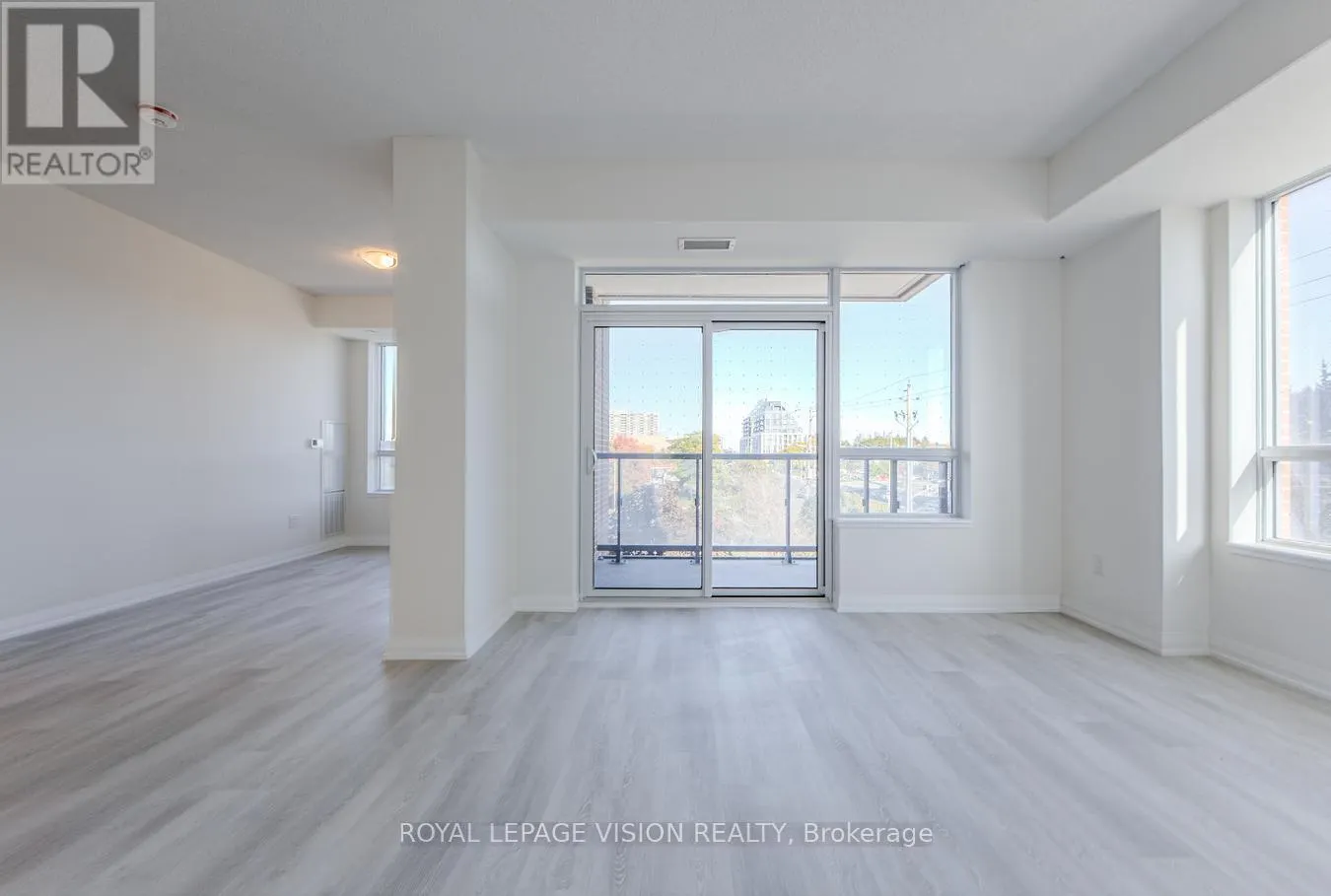 322 - 3270 SHEPPARD AVENUE E