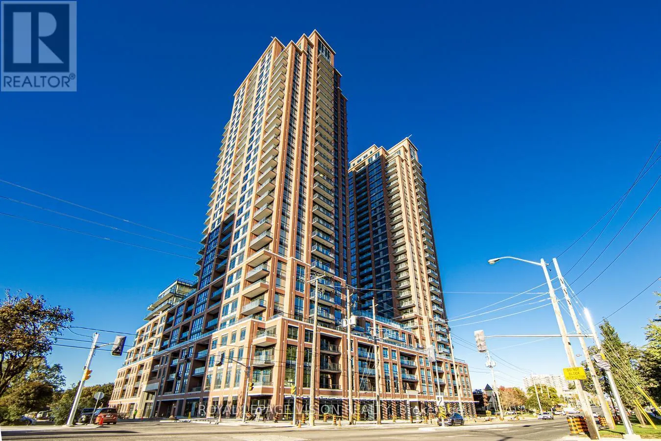 322 - 3270 SHEPPARD AVENUE E
