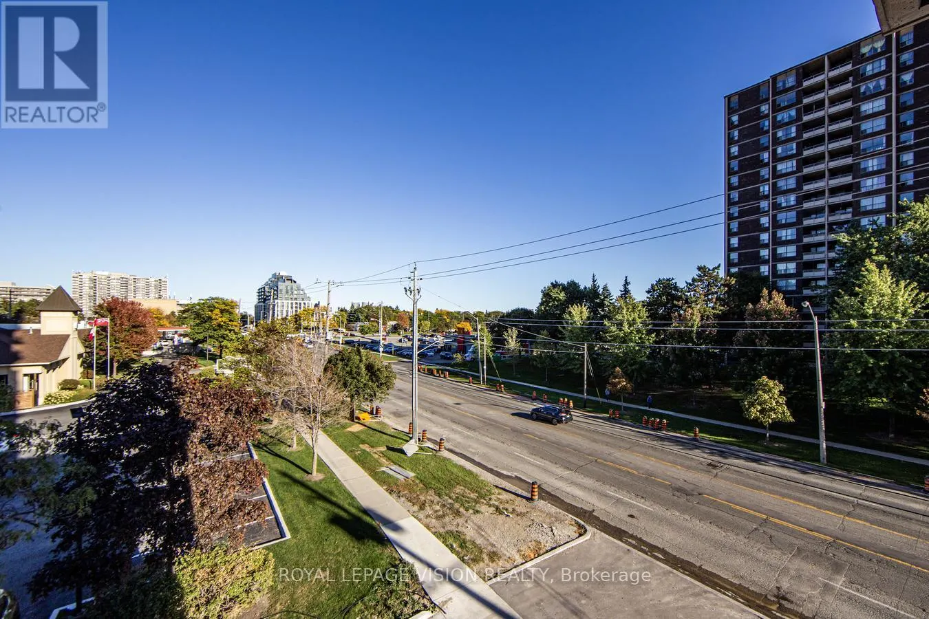 322 - 3270 SHEPPARD AVENUE E