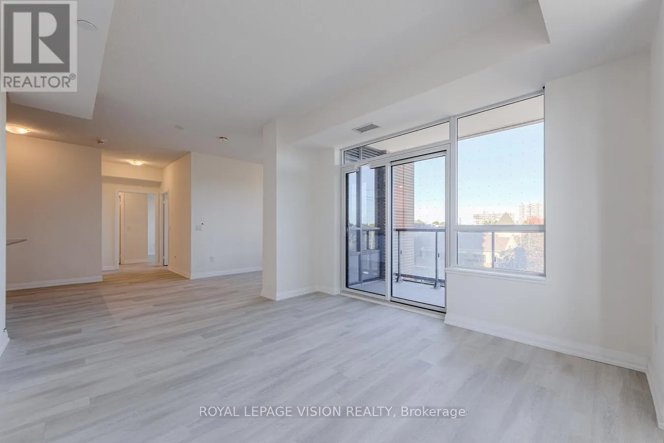 322 - 3270 SHEPPARD AVENUE E