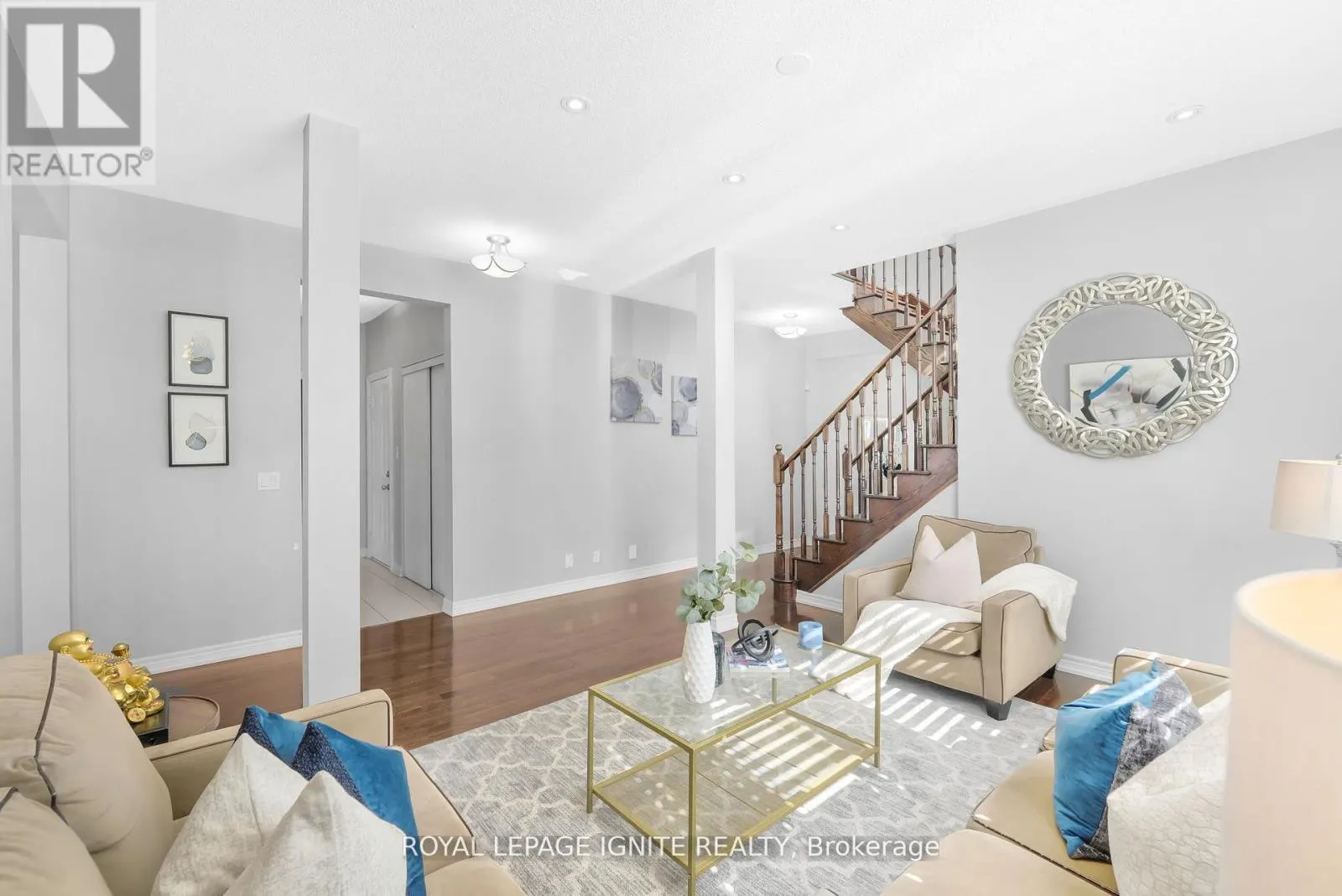 210 BLACKWELL CRESCENT