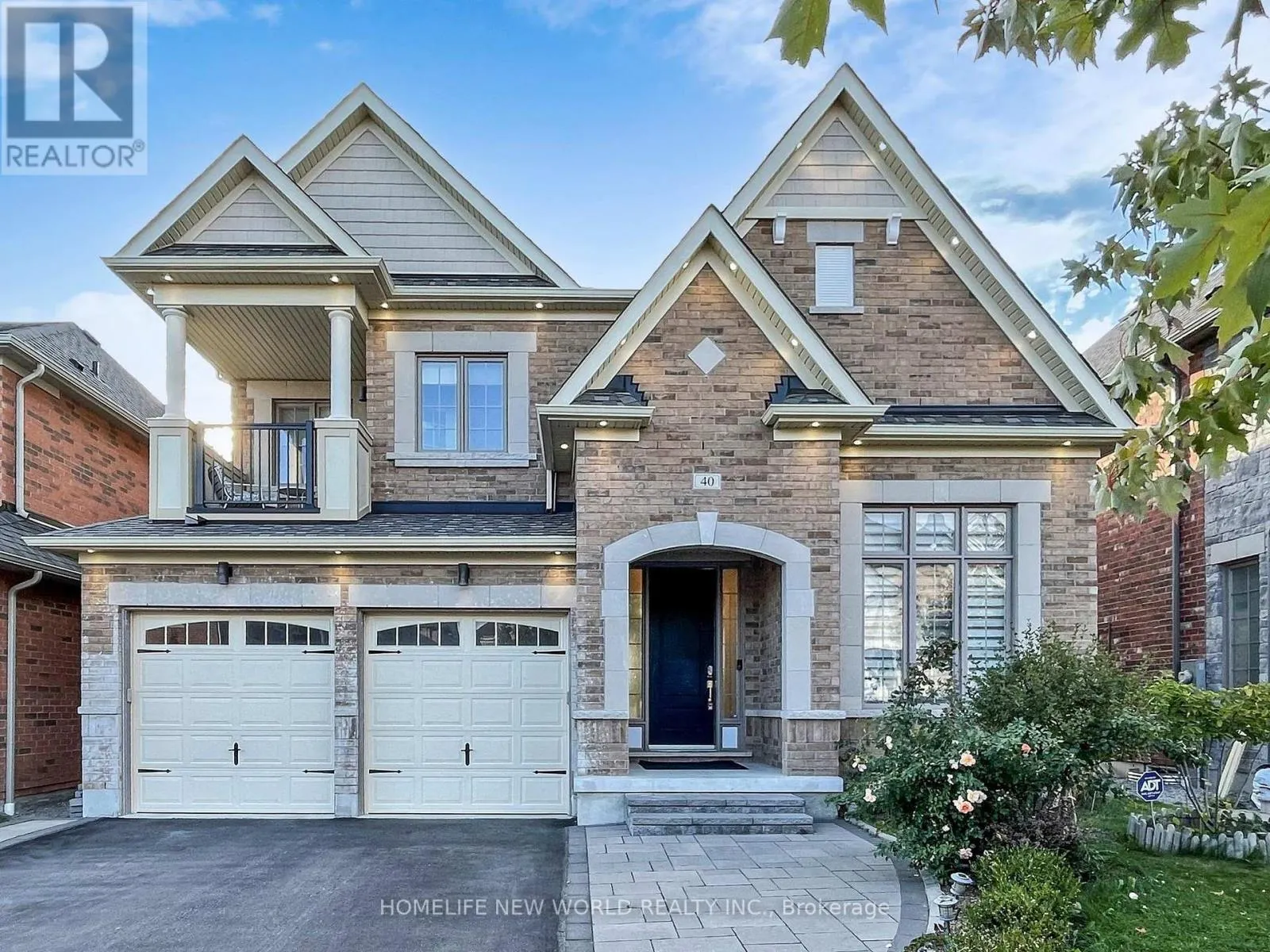 40 ST IVES CRESCENT