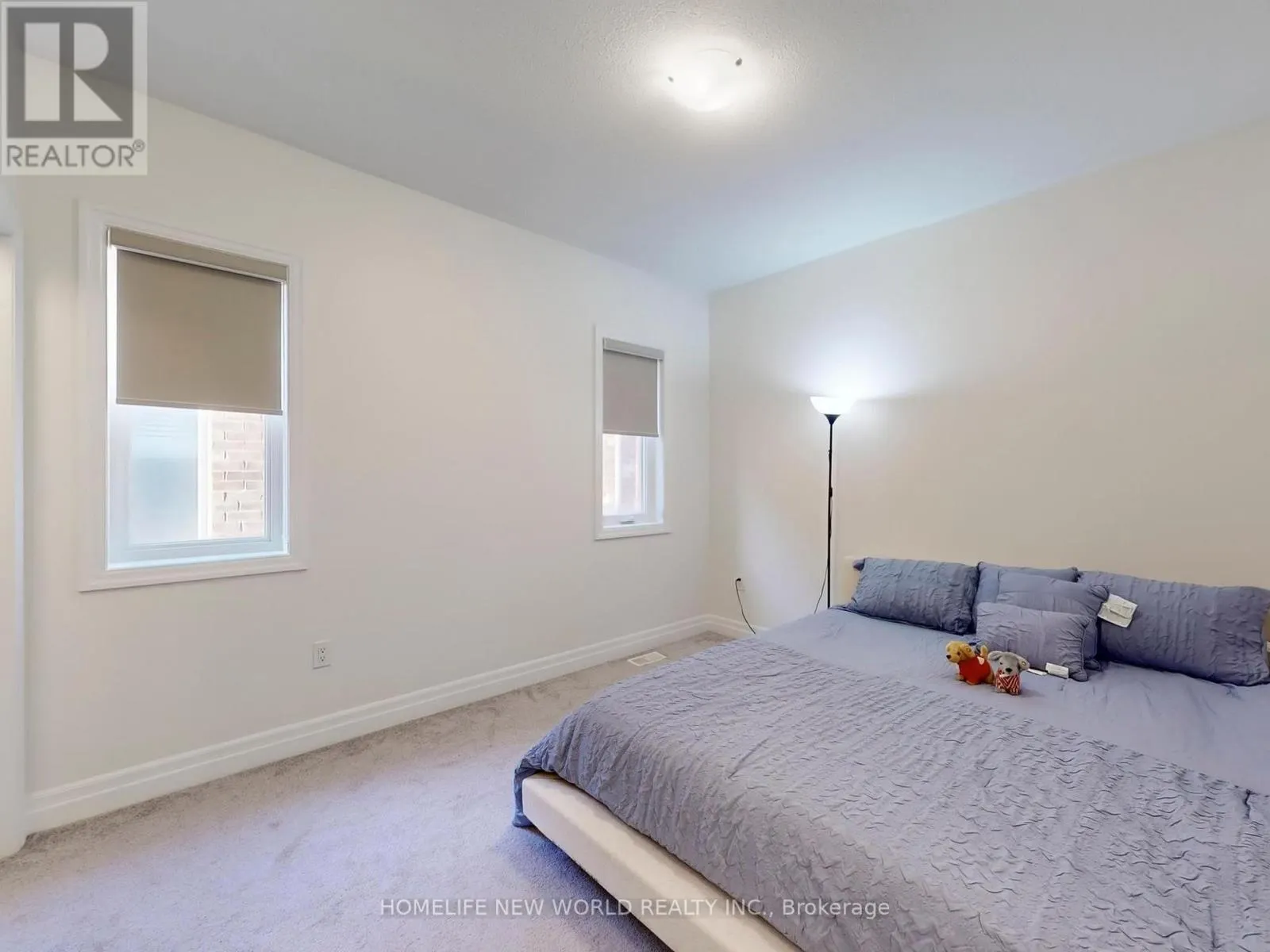 40 ST IVES CRESCENT
