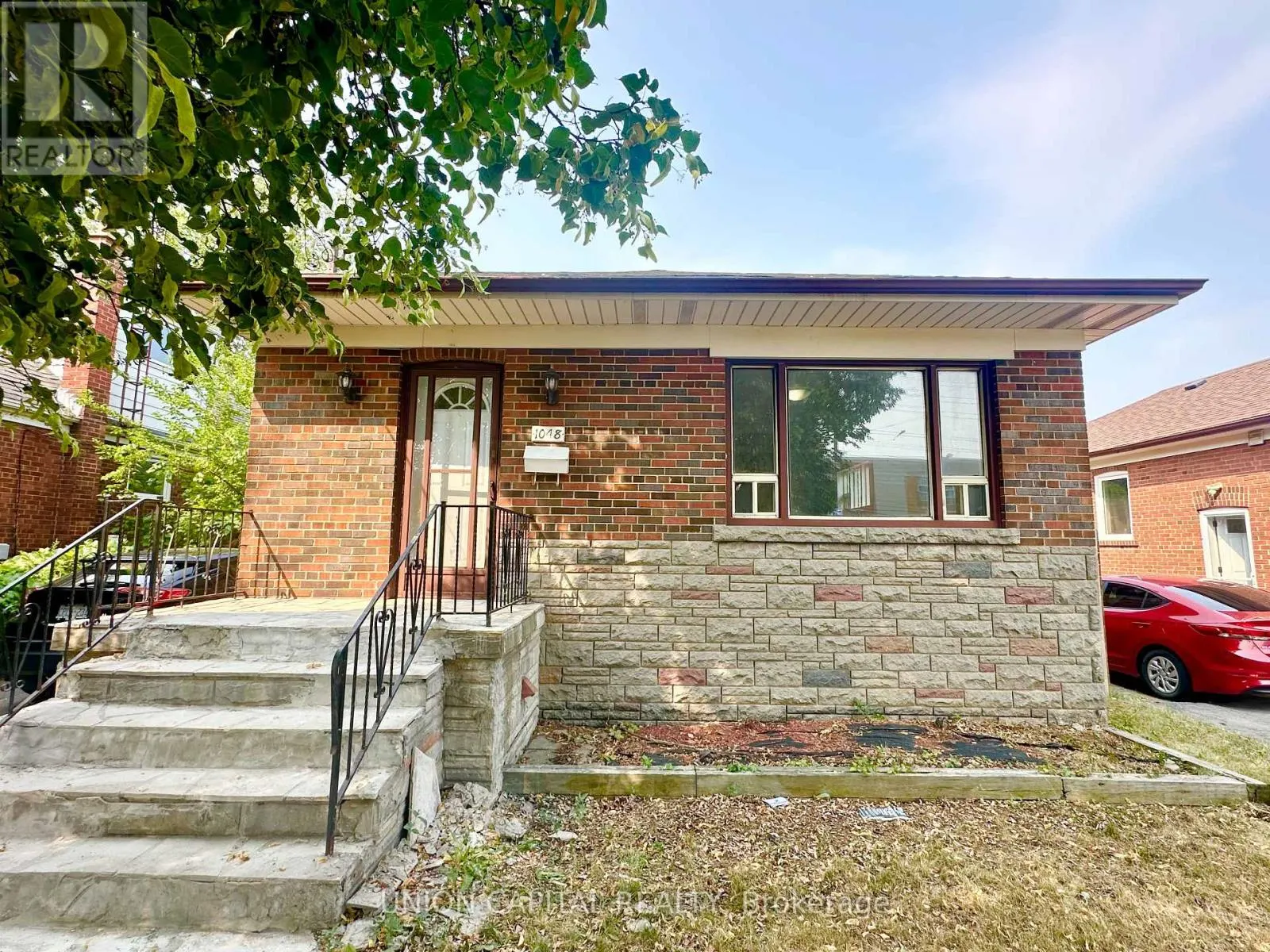 MAIN FLOOR - 1048 KENNEDY ROAD