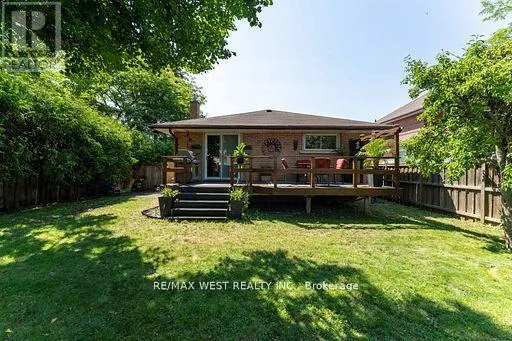 46 ORCHARD VIEW BOULEVARD