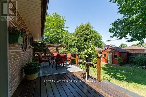 46 ORCHARD VIEW BOULEVARD