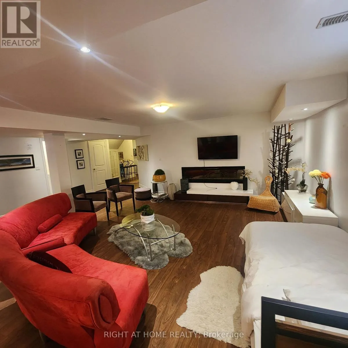 BASEMENT - 302 AYLESWORTH AVENUE