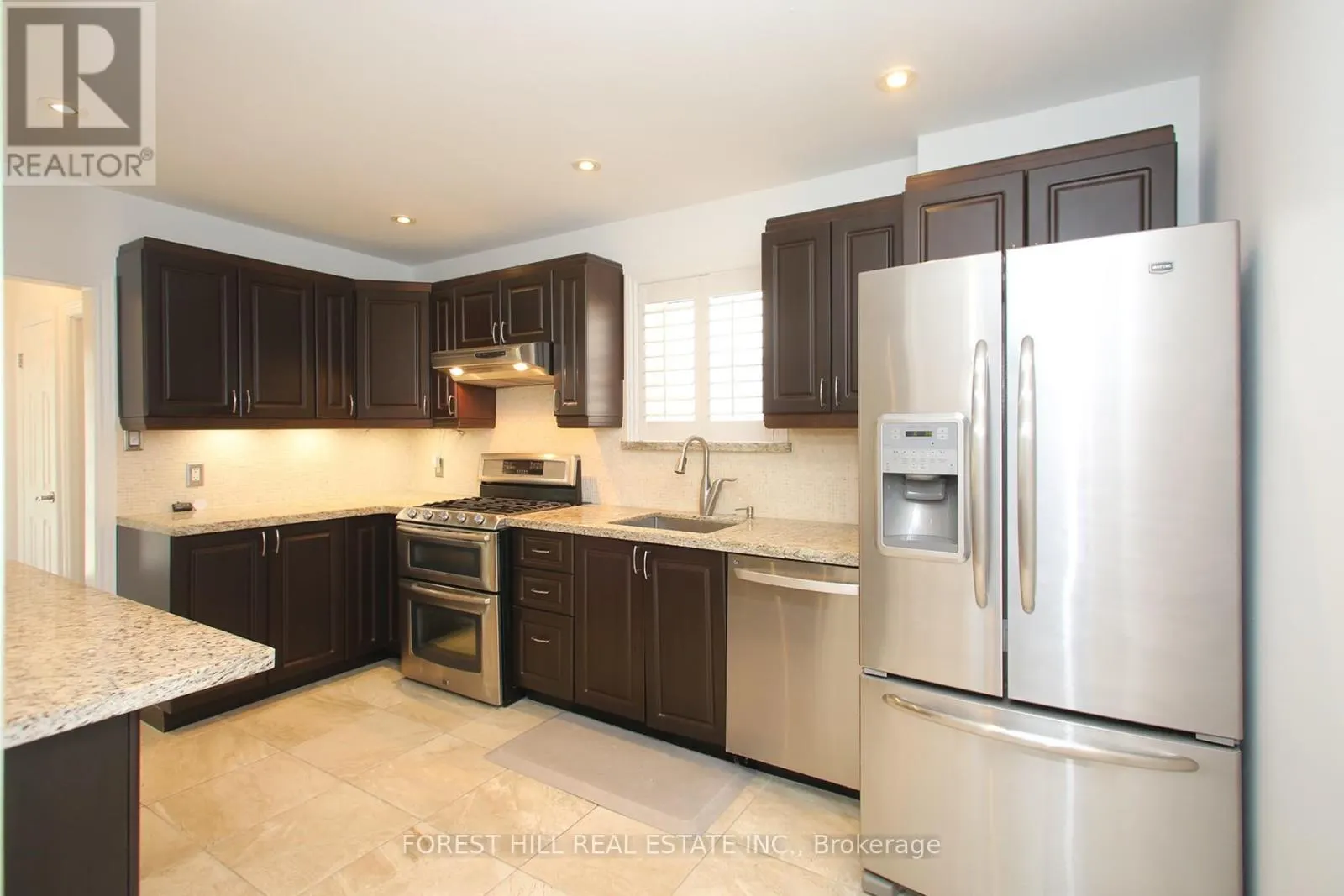 21 PRESTEIGN AVENUE