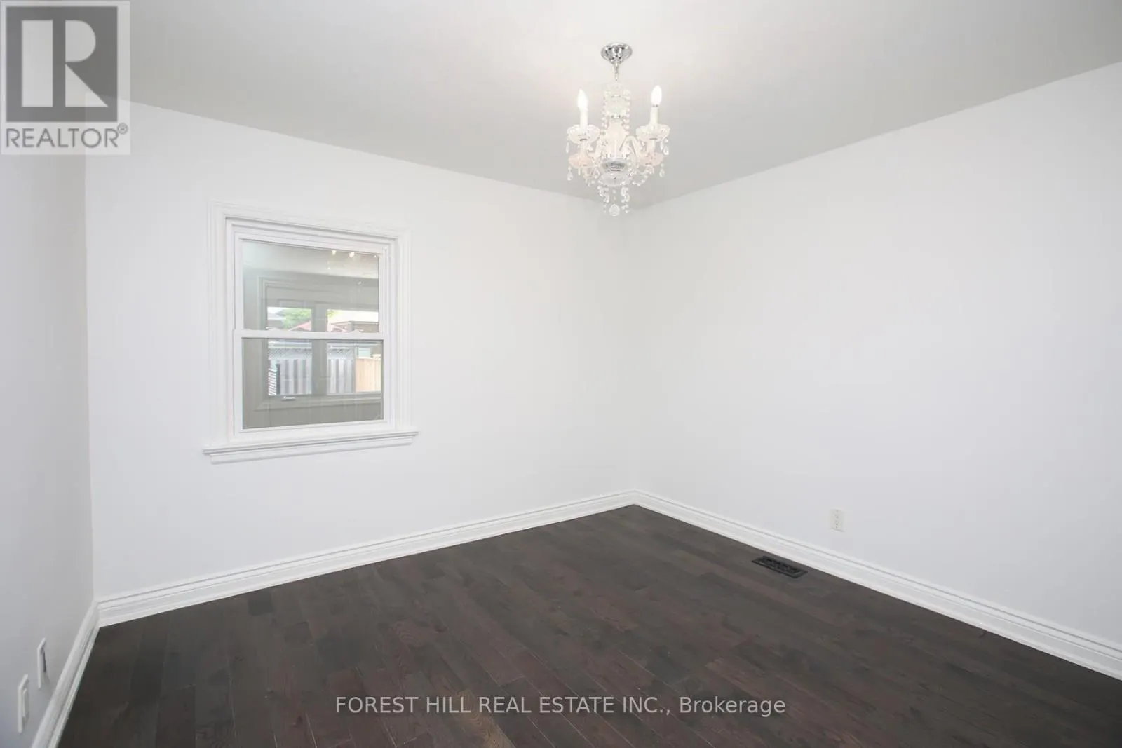21 PRESTEIGN AVENUE