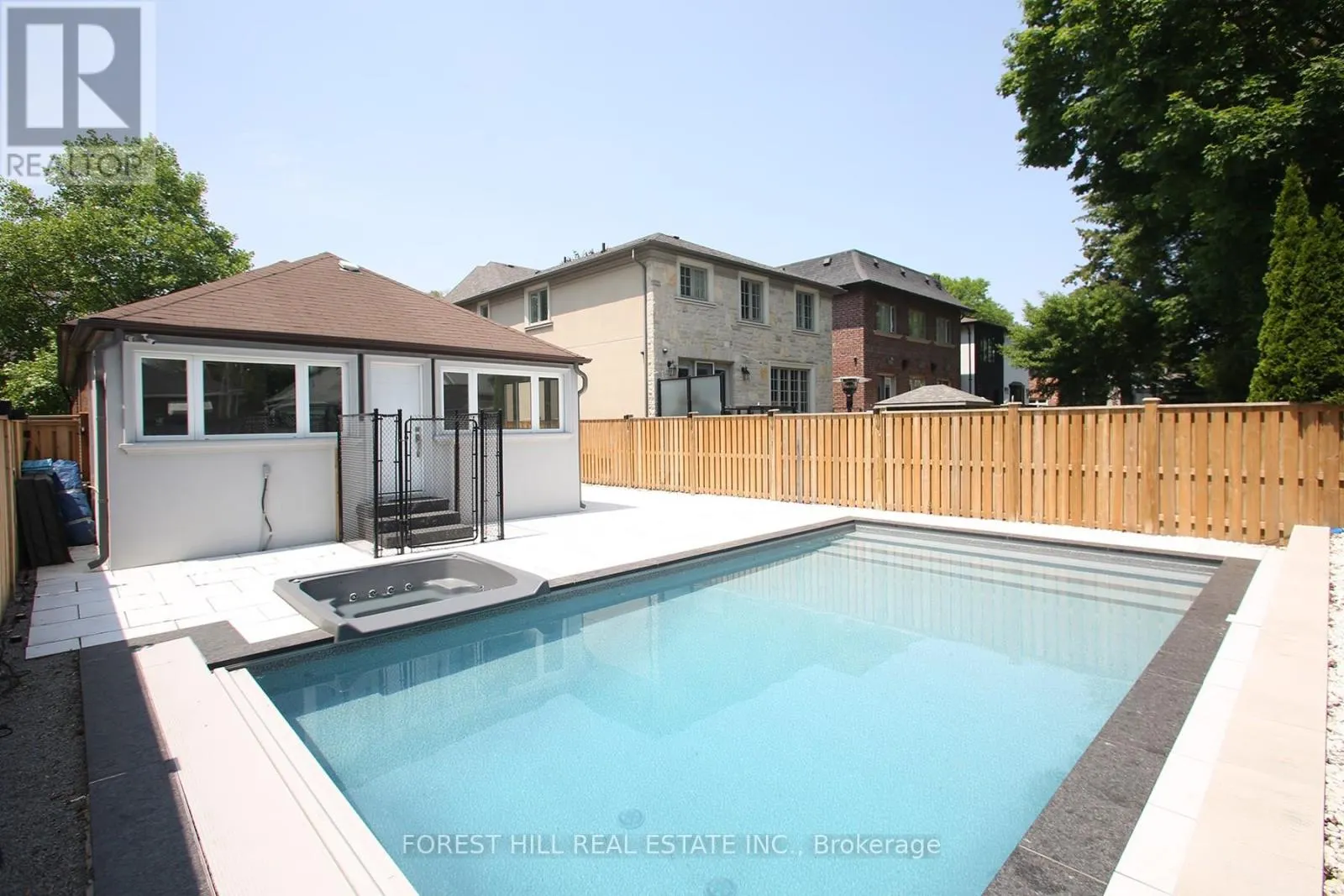 21 PRESTEIGN AVENUE