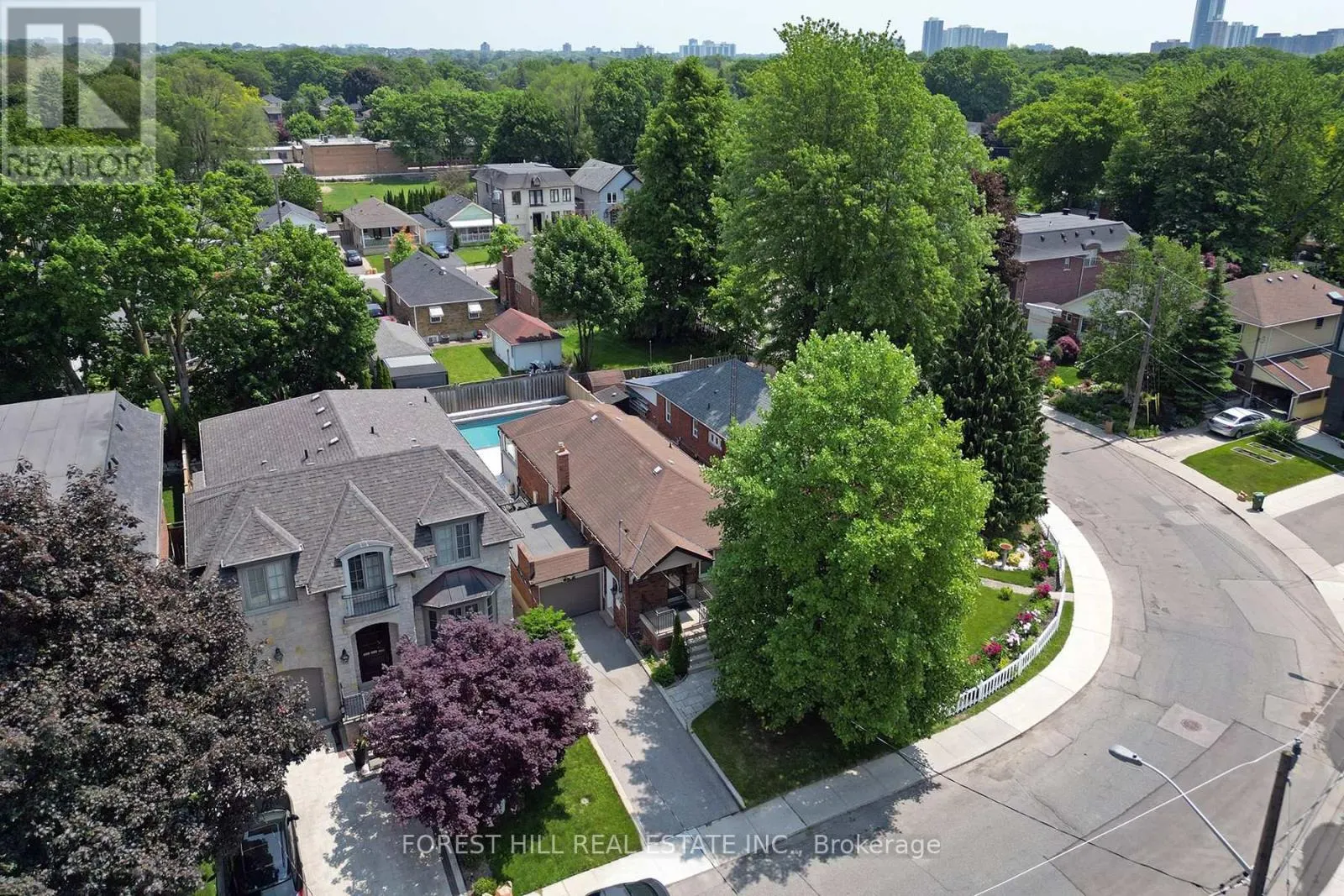 21 PRESTEIGN AVENUE