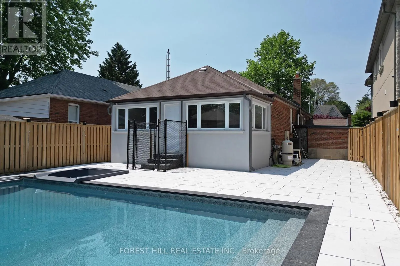 21 PRESTEIGN AVENUE