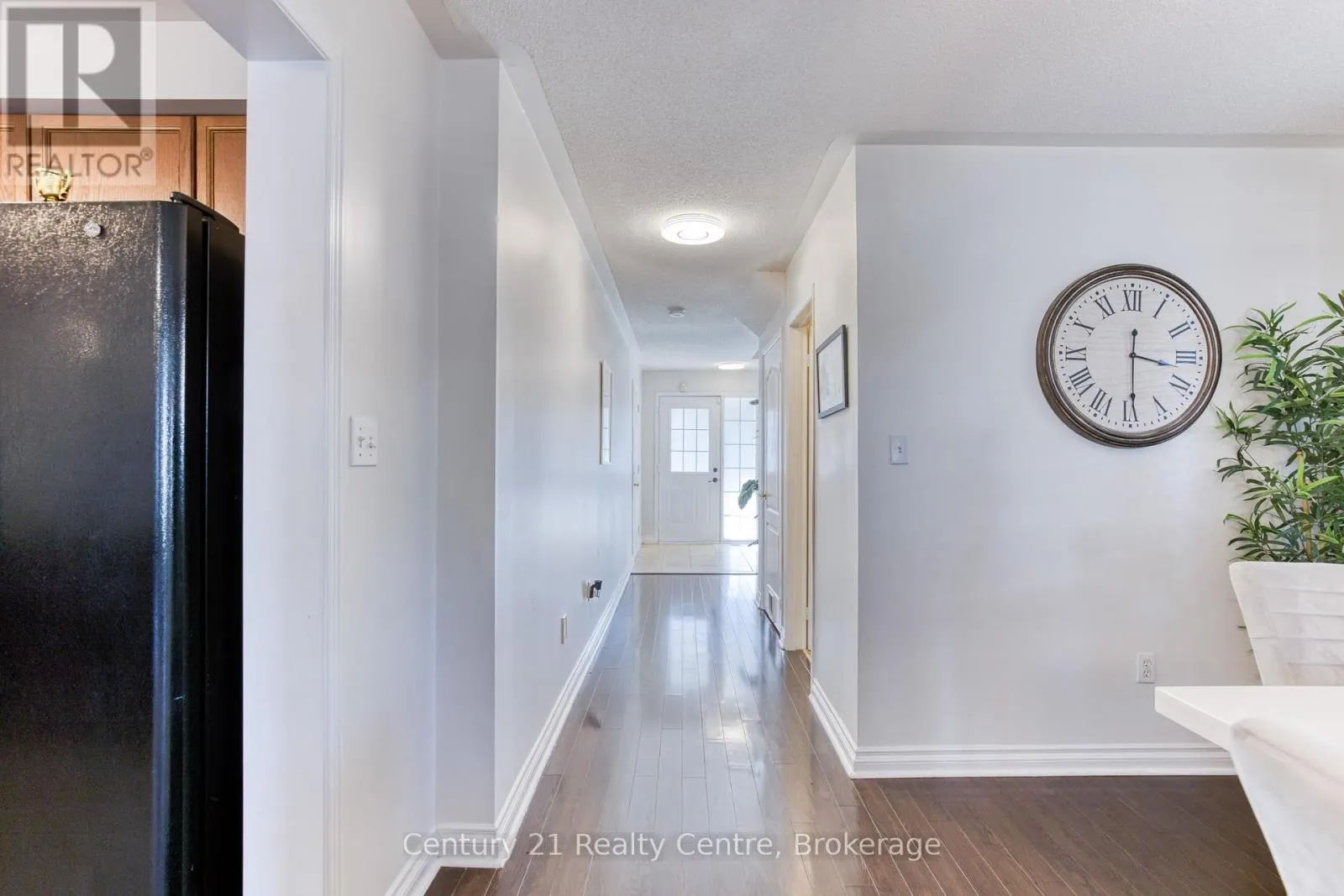 45 HATCH STREET E