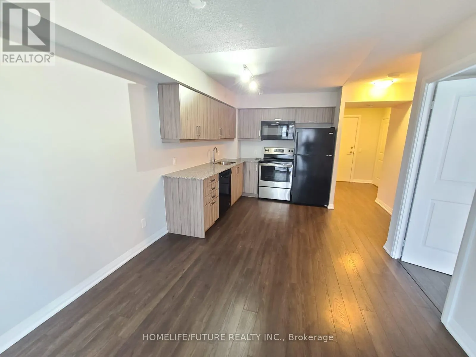 310 - 30 MEADOWGLEN PLACE
