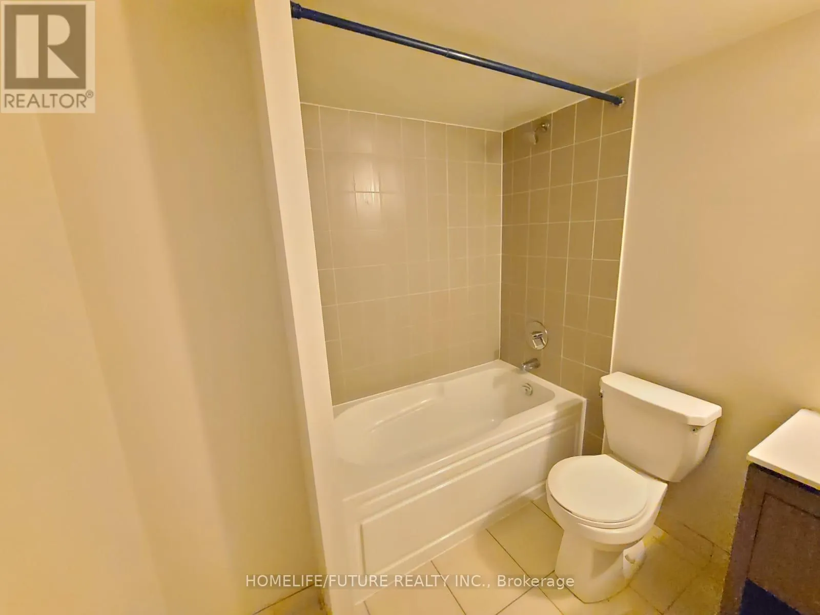 310 - 30 MEADOWGLEN PLACE