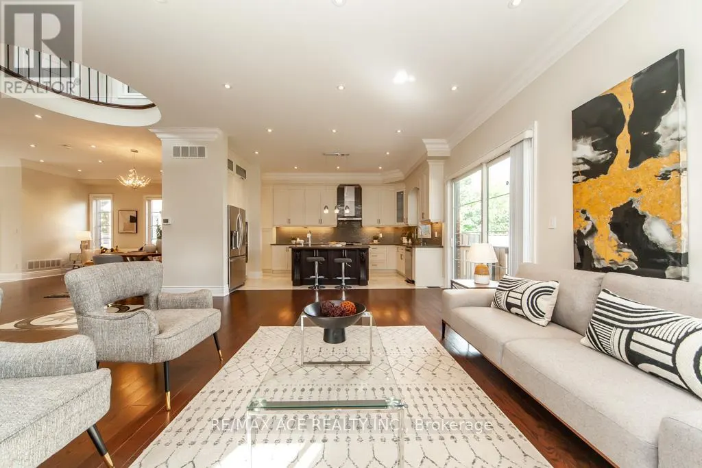 11 ASHDEAN DRIVE