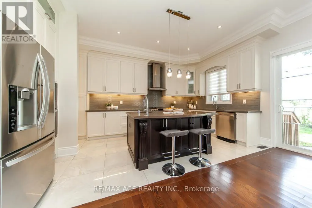 11 ASHDEAN DRIVE