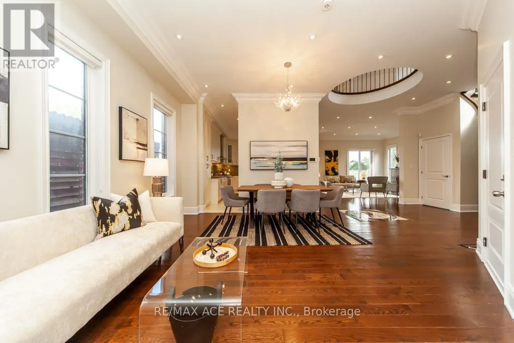 11 ASHDEAN DRIVE