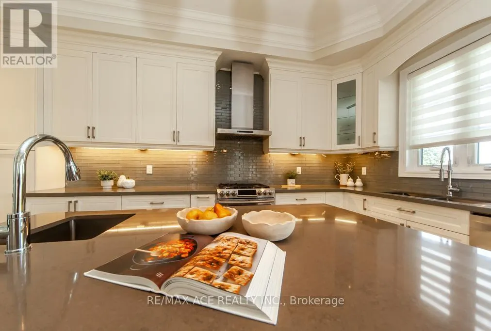 11 ASHDEAN DRIVE
