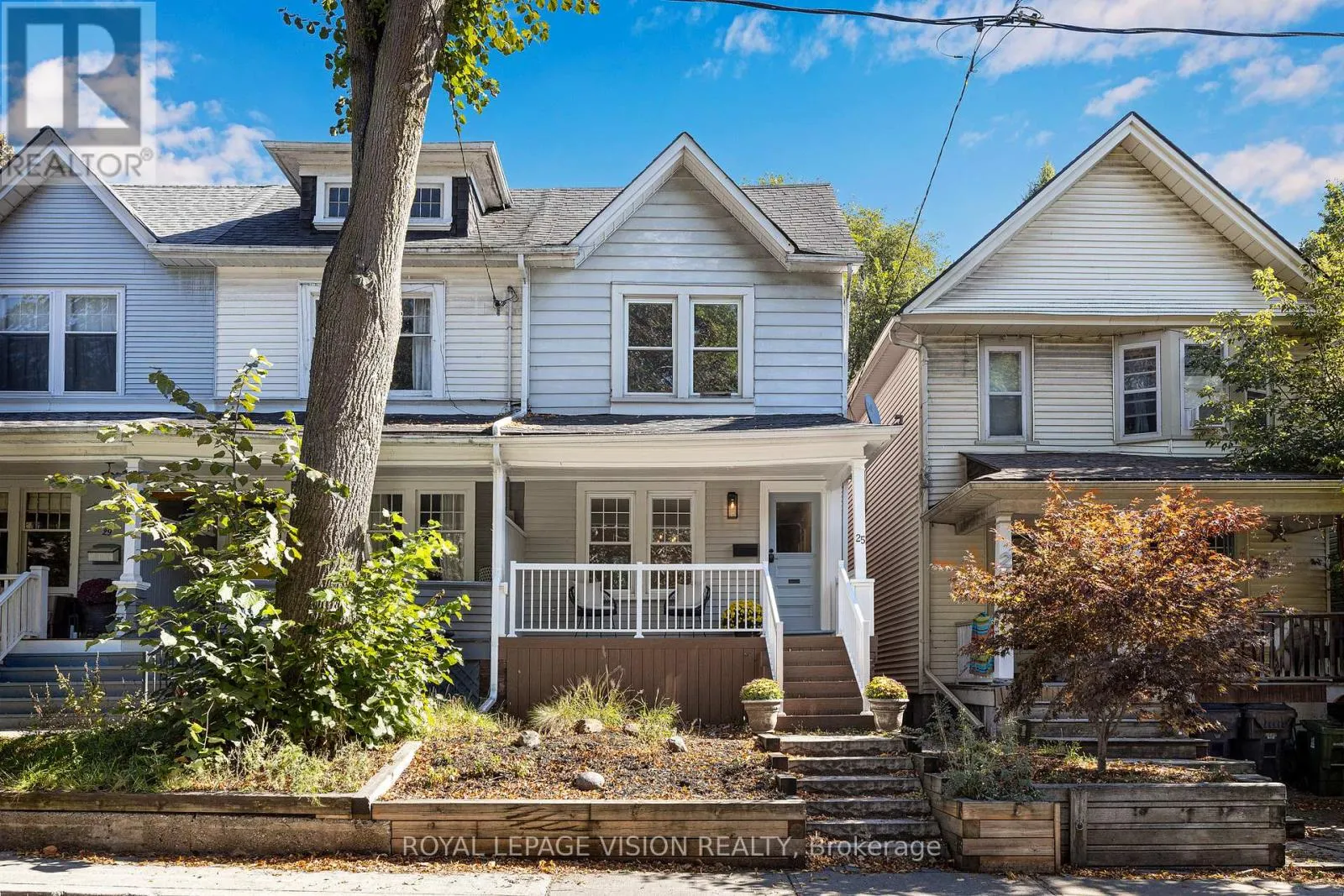 25 BELLEFAIR AVENUE