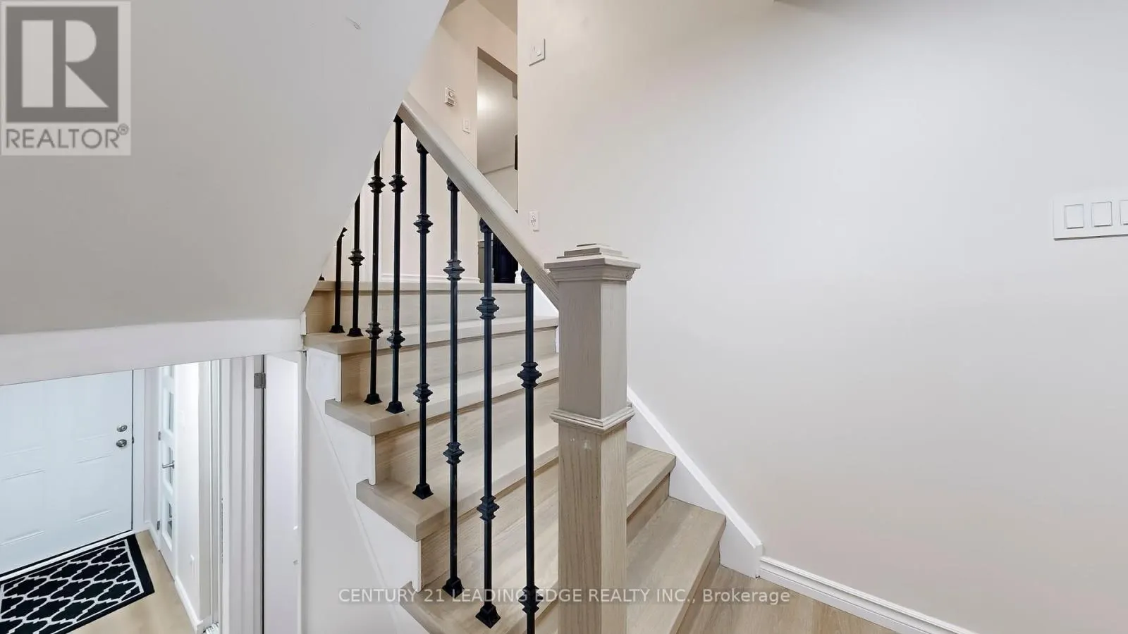 152 - 1915 DENMAR ROAD