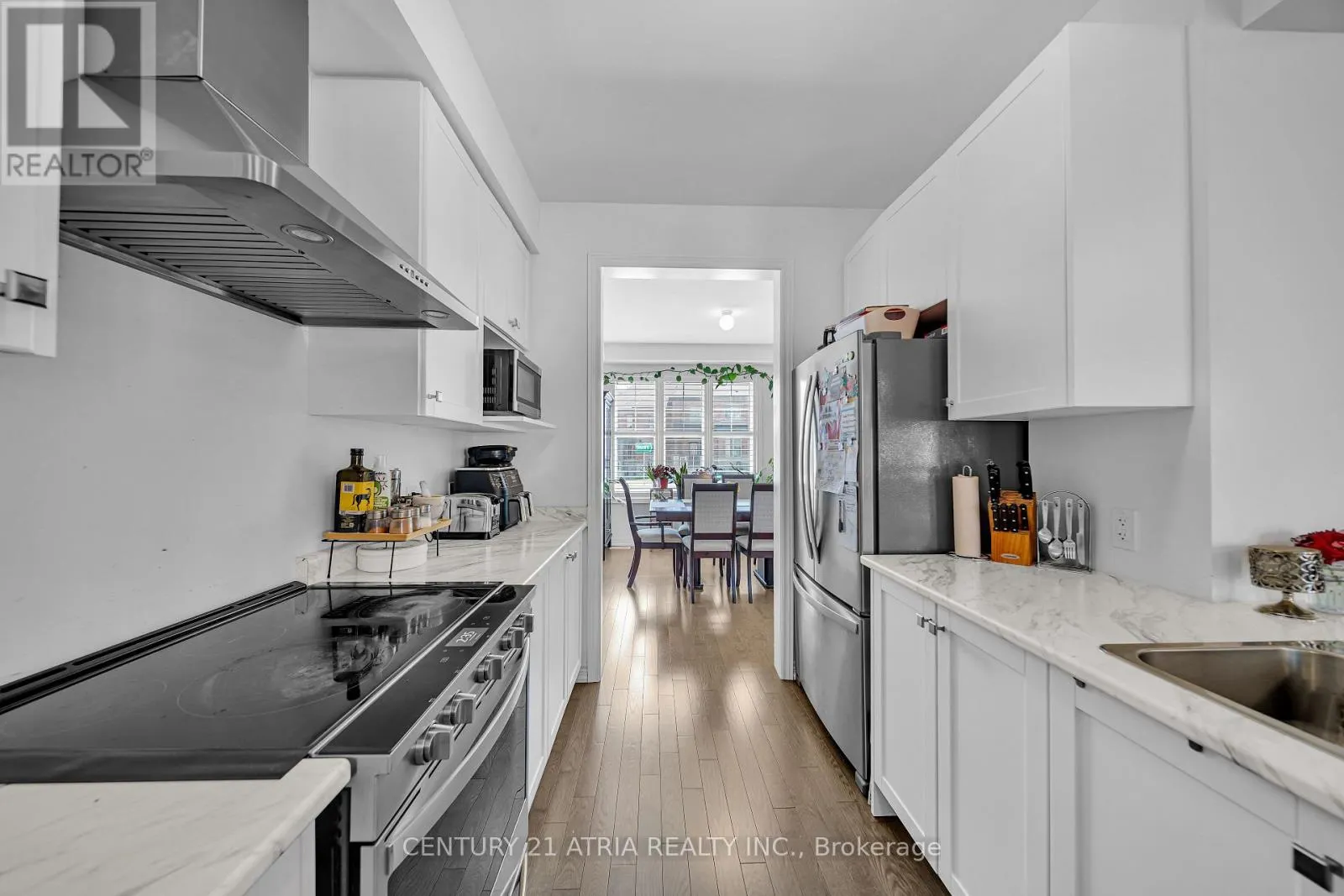 153 CORONATION ROAD