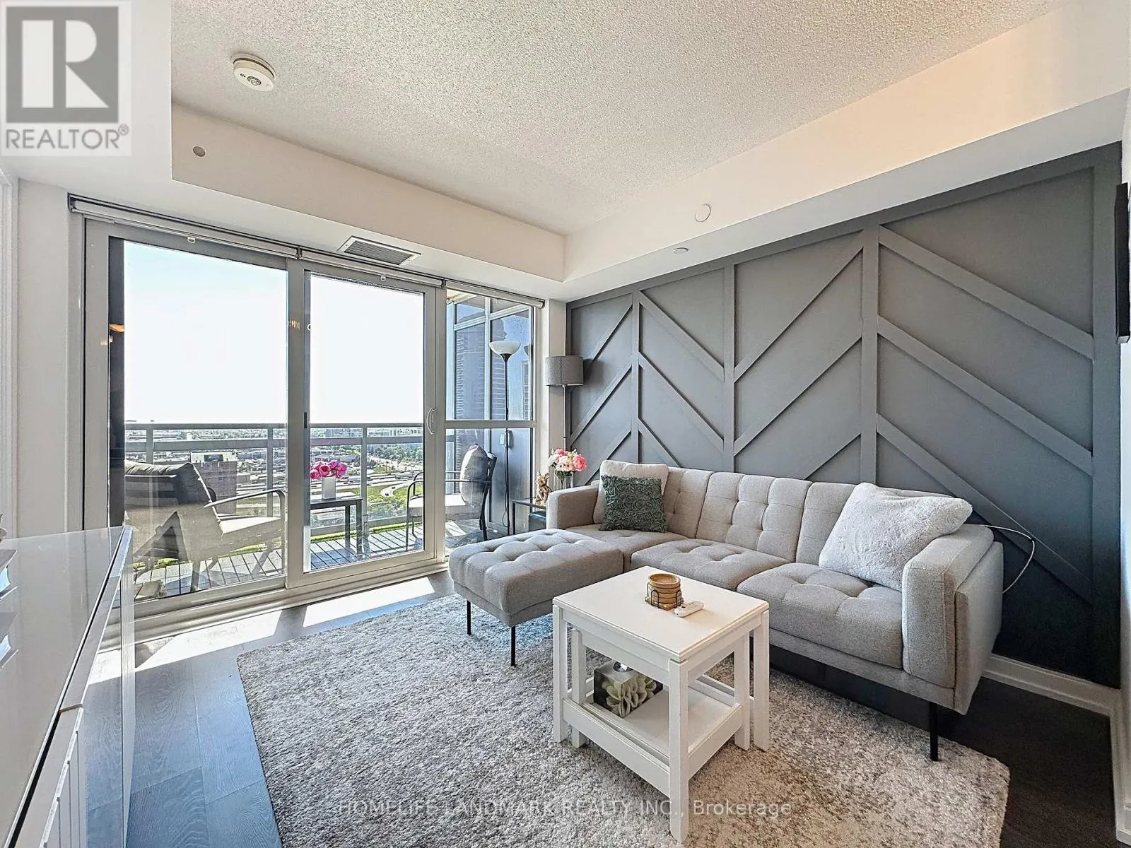 2324 - 275 VILLAGE GREEN DRIVE