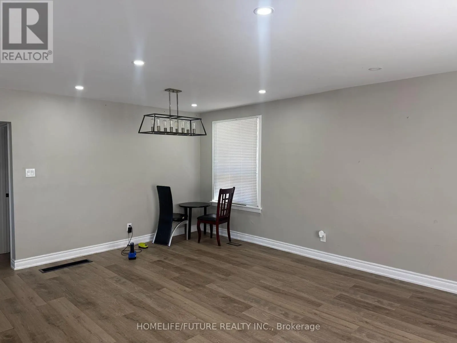 MAIN - 21 MELCHIOR DRIVE
