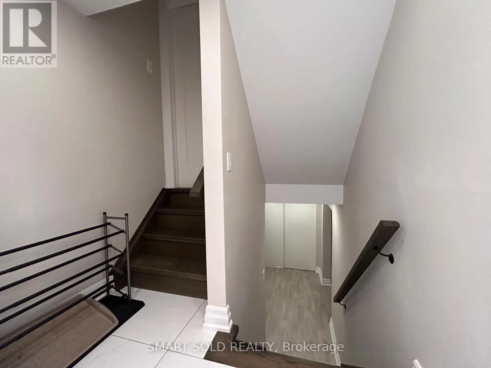 BSMT - 92 RADWELL CRESCENT