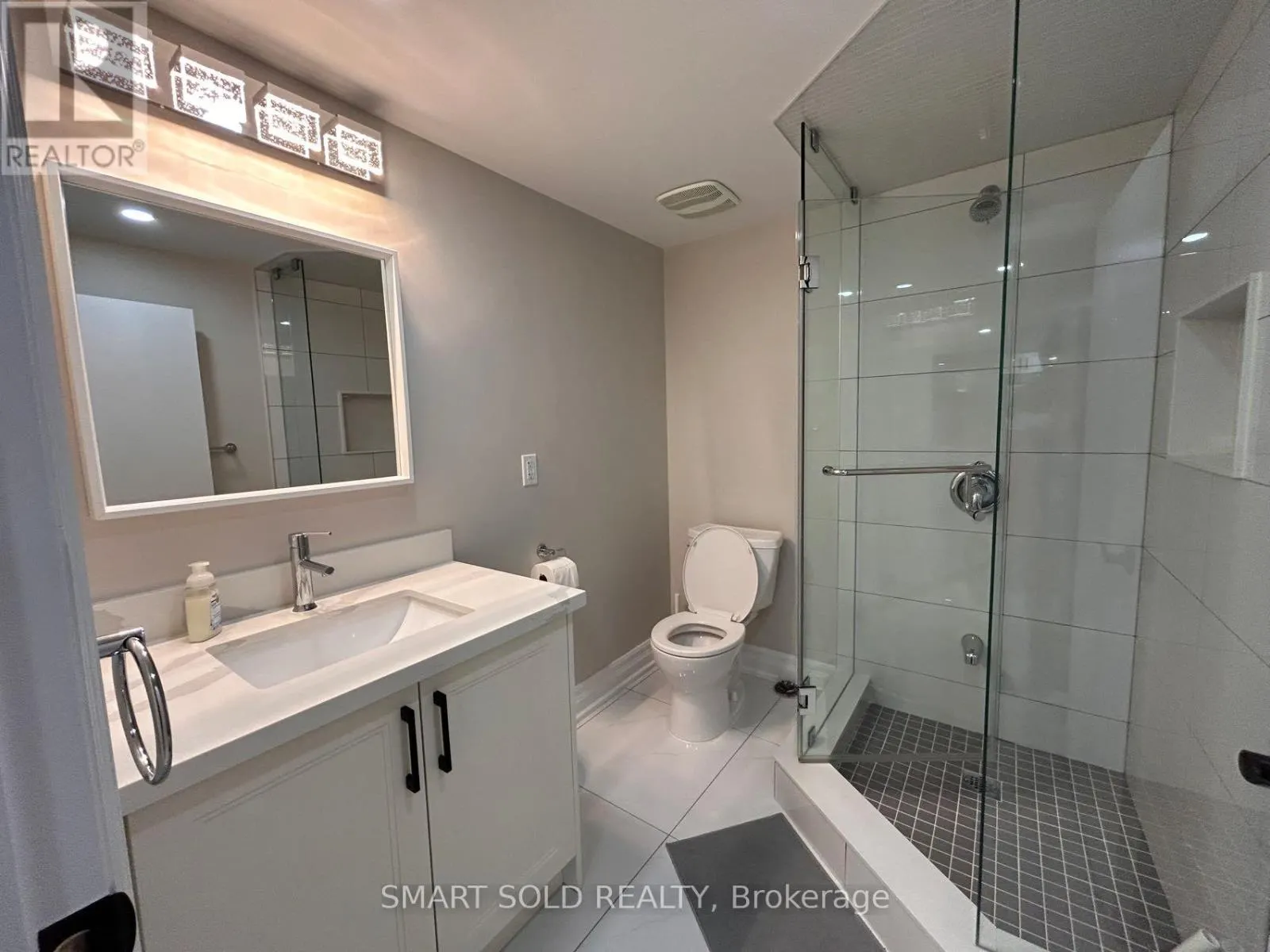 BSMT - 92 RADWELL CRESCENT
